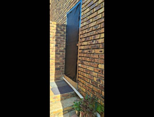 1 bed property to rent in RIDGEWAY